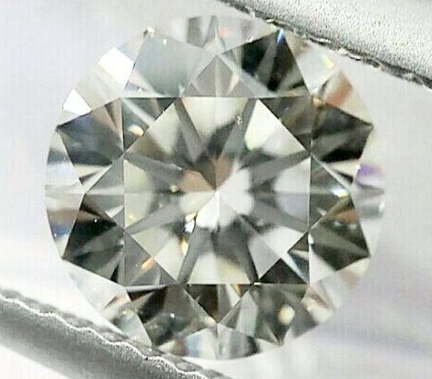 1.5Ct Perfect Diamond Priced As Price Of 1Ct
